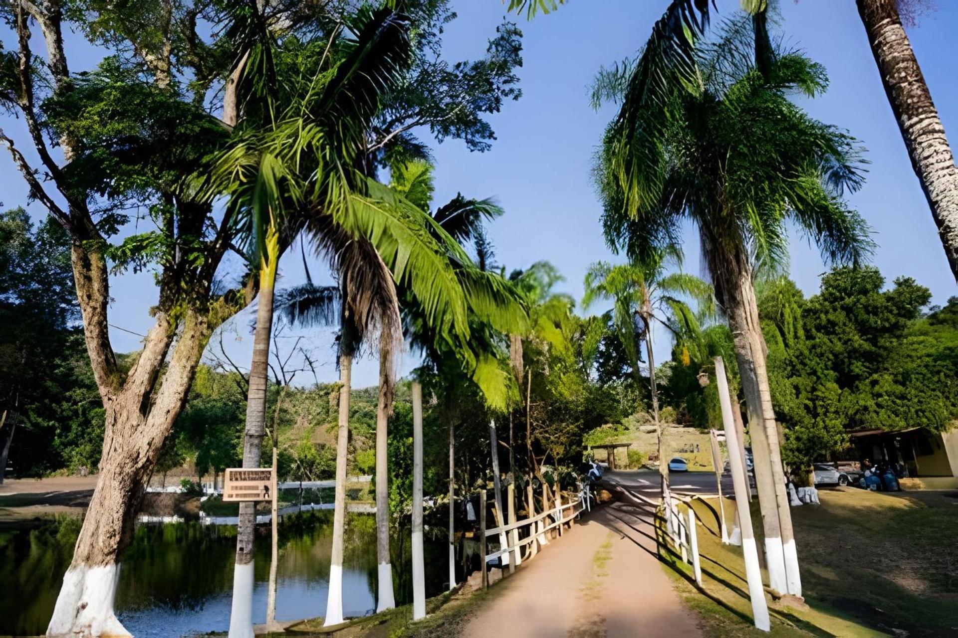 Recanto Das Aguas - Chales No Meio Da Mata Atlantica Элдораду Экстерьер фото